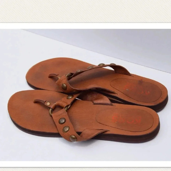 Kors Michael Kors studded sandals - Picture 2 of 5